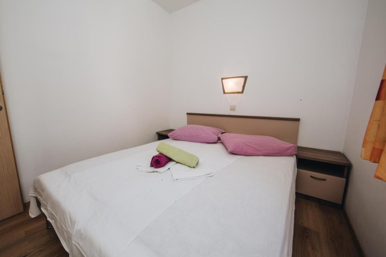 Apartments Mateo Brela Buitenkant foto